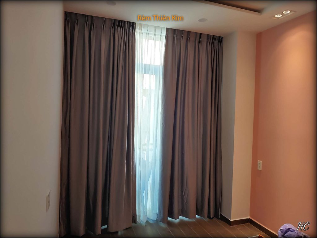Rem cua Long Thanh, Công trình nhà phố rèm vải 2 lớp. 2 z3167121714284 0da085659f1972f03d892d157e458972
