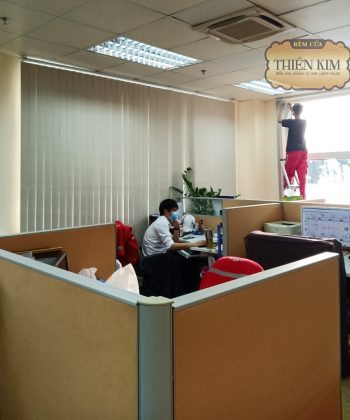 Rèm Lá Dọc Văn Phòng Nhơn Trạch 3, Đồng Nai | Chống Nắng, Điều Chỉnh Ánh Sáng | Rèm Cửa Long Thành 250724 6 18 z4191758747382 9c2489361fd35f67e2cce887e51ef77d