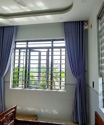 Rem cua o Long Thanh 231016 rem biet thu 06
