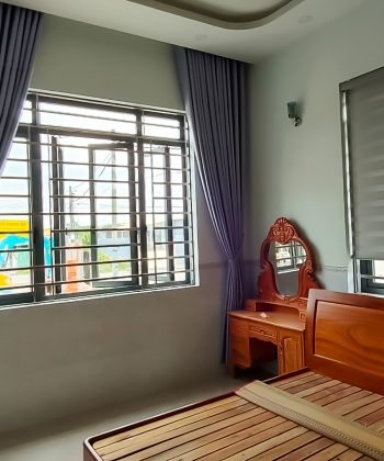 Rem cua o Long Thanh 231016 rem biet thu 54