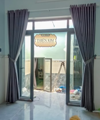 Rèm vải một màu hoa văn nổi 231012 - rèm cửa ở Long Thành