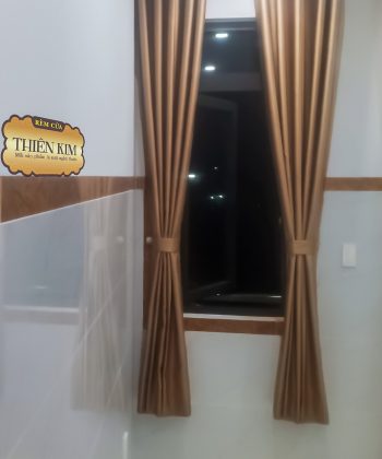 Rèm Cửa Nhà Ở Long Phước 231010, Long Thành | Rèm Vải Gấm Hoa Văn Nổi Âm Trần | Rèm Cửa Long Thành 11 Rem cua o long thanh 1