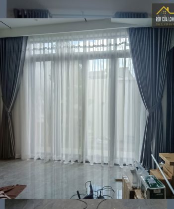 Rèm Cửa Hai Lớp Nhà Phố Xã Long Thành (Đồng Nai) | Hoa Văn Xám & Voan Trắng Tinh Tế | Sang Trọng, Chống Nắng & Nâng Tầm Không Gian | Rèm Cửa Long Thành