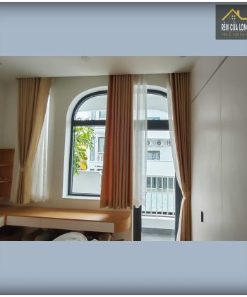 rem cua nha pho 240804 01 1