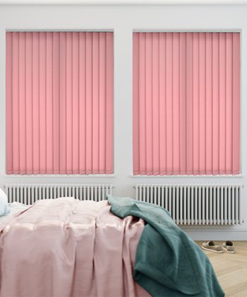 RÈM LÁ DỌC 37 rem cua la doc 1841