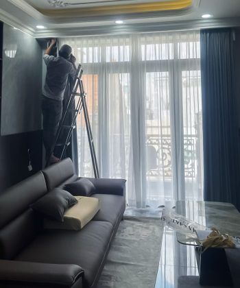 Rèm Cửa Tự Động Long Thành 241028 | Rèm 2 Lớp & Cầu Vồng Hiện Đại Cho Nhà Phố