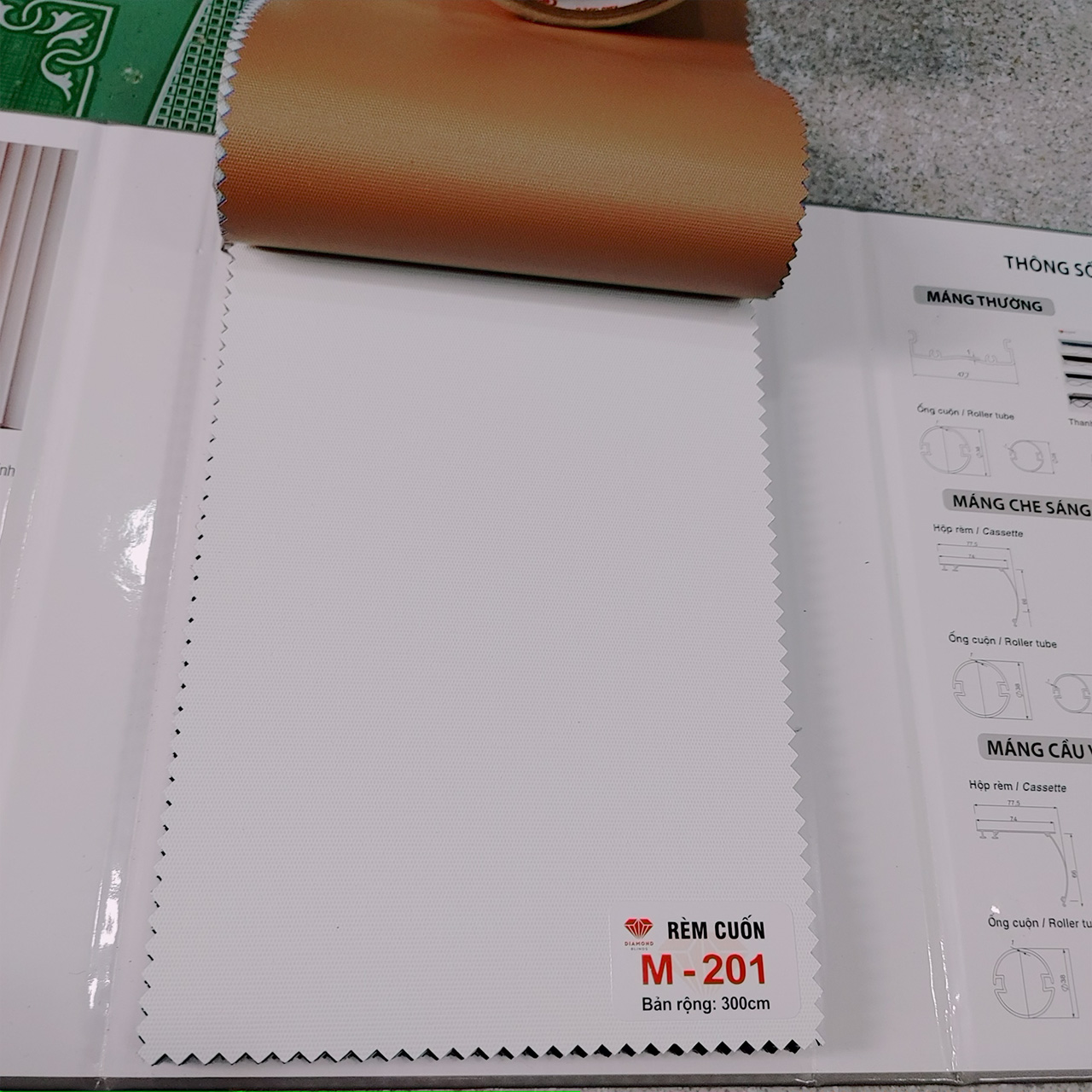 Rèm Cuốn Diamond Blinds | Cản Sáng 100% & Lưới 80% Cao Cấp Tại Long Thành, An Phước, Long Phước, Phước Thái, Bình An, Đại Phước, Nhơn Trạch, Phước An (Đồng Nai) 12 Rèm Cuốn Diamond Blinds | Cản Sáng 100% & Lưới 80% Cao Cấp Tại Long Thành, An Phước, Long Phước, Phước Thái, Bình An, Đại Phước, Nhơn Trạch, Phước An (Đồng Nai) - Ảnh 12