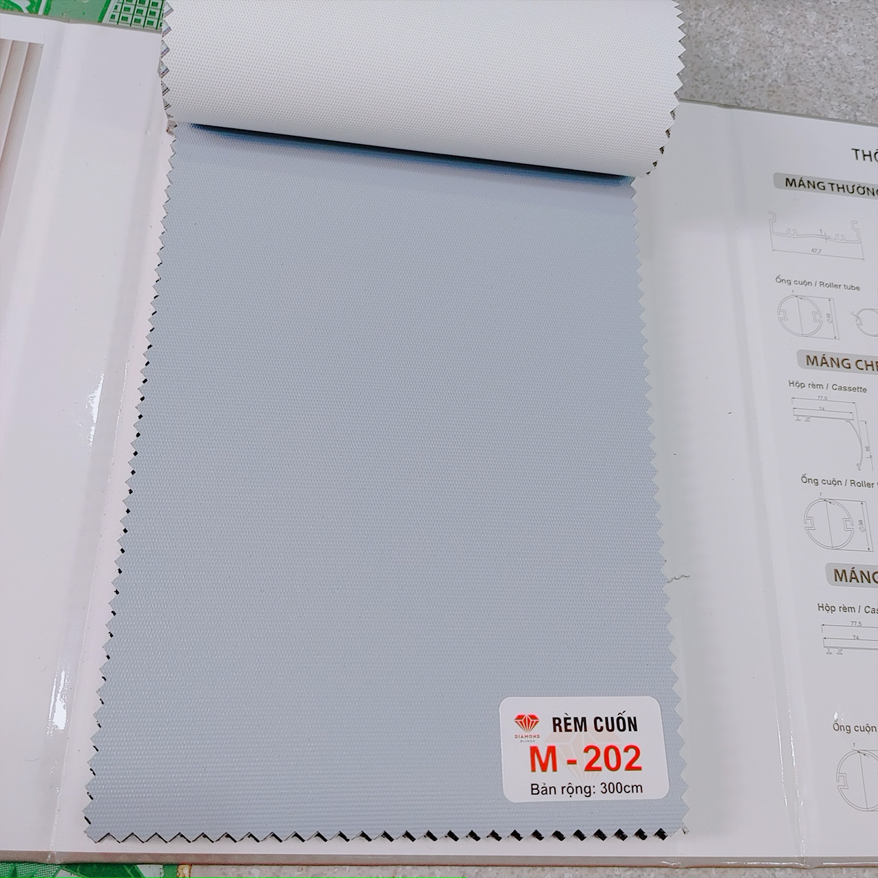 Rèm Cuốn Diamond Blinds | Cản Sáng 100% & Lưới 80% Cao Cấp Tại Long Thành, An Phước, Long Phước, Phước Thái, Bình An, Đại Phước, Nhơn Trạch, Phước An (Đồng Nai) 13 Rèm Cuốn Diamond Blinds | Cản Sáng 100% & Lưới 80% Cao Cấp Tại Long Thành, An Phước, Long Phước, Phước Thái, Bình An, Đại Phước, Nhơn Trạch, Phước An (Đồng Nai) - Ảnh 13