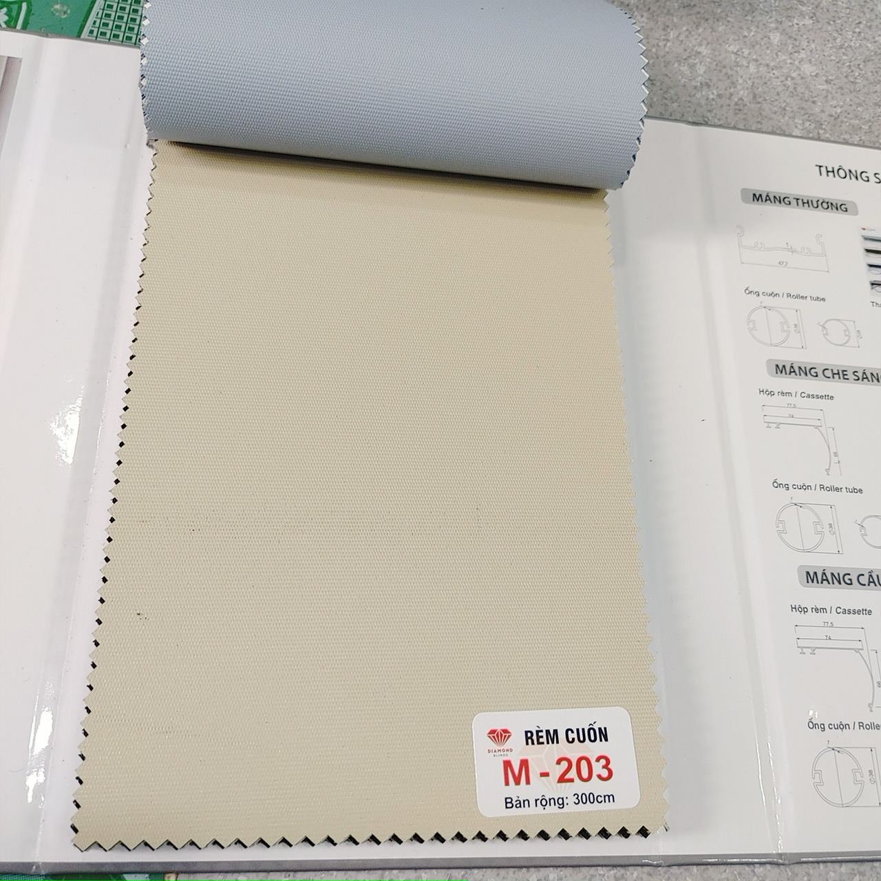 Rèm Cuốn Diamond Blinds | Cản Sáng 100% & Lưới 80% Cao Cấp Tại Long Thành, An Phước, Long Phước, Phước Thái, Bình An, Đại Phước, Nhơn Trạch, Phước An (Đồng Nai) 14 Rèm Cuốn Diamond Blinds | Cản Sáng 100% & Lưới 80% Cao Cấp Tại Long Thành, An Phước, Long Phước, Phước Thái, Bình An, Đại Phước, Nhơn Trạch, Phước An (Đồng Nai) - Ảnh 14