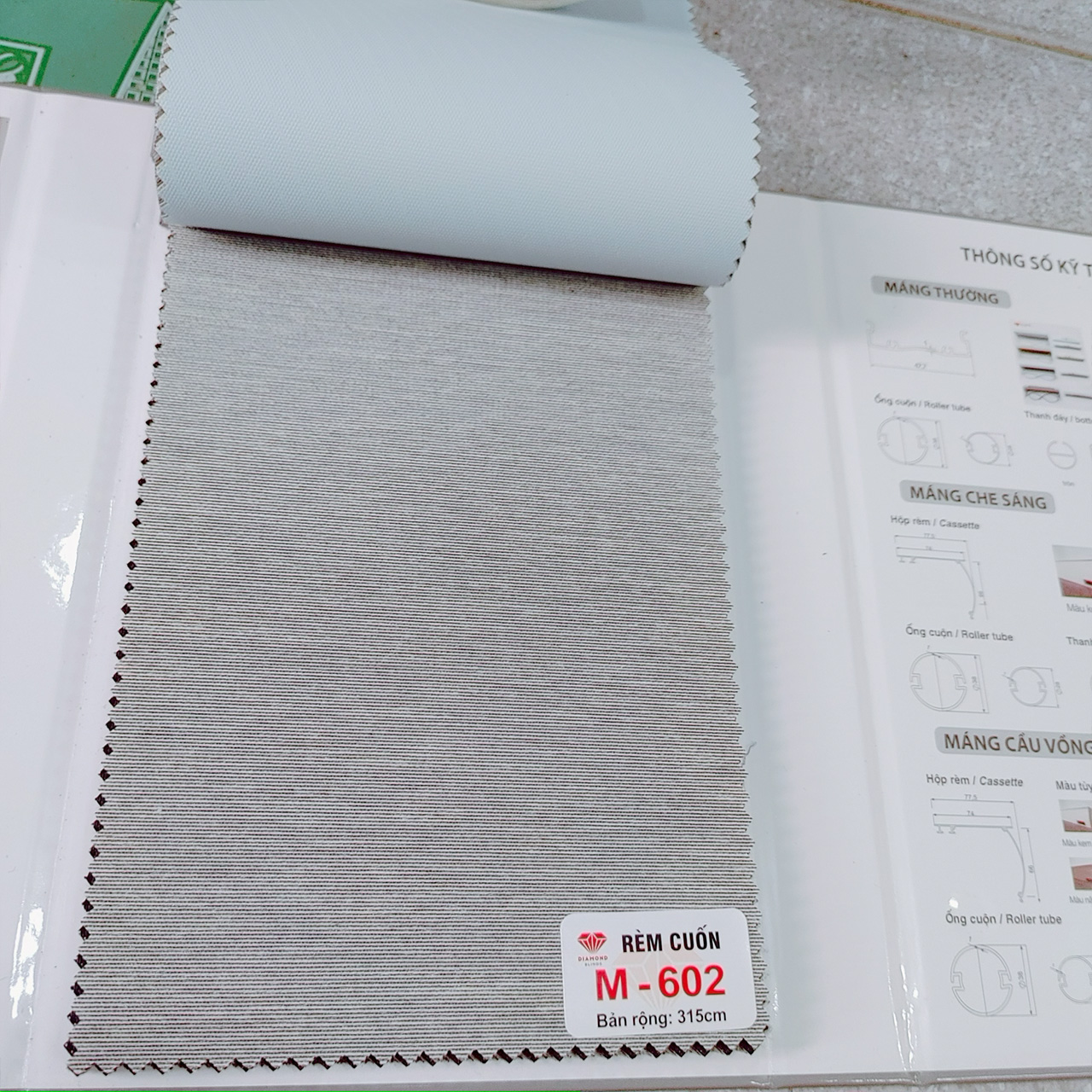 Rèm Cuốn Diamond Blinds | Cản Sáng 100% & Lưới 80% Cao Cấp Tại Long Thành, An Phước, Long Phước, Phước Thái, Bình An, Đại Phước, Nhơn Trạch, Phước An (Đồng Nai) 19 Rèm Cuốn Diamond Blinds | Cản Sáng 100% & Lưới 80% Cao Cấp Tại Long Thành, An Phước, Long Phước, Phước Thái, Bình An, Đại Phước, Nhơn Trạch, Phước An (Đồng Nai) - Ảnh 19