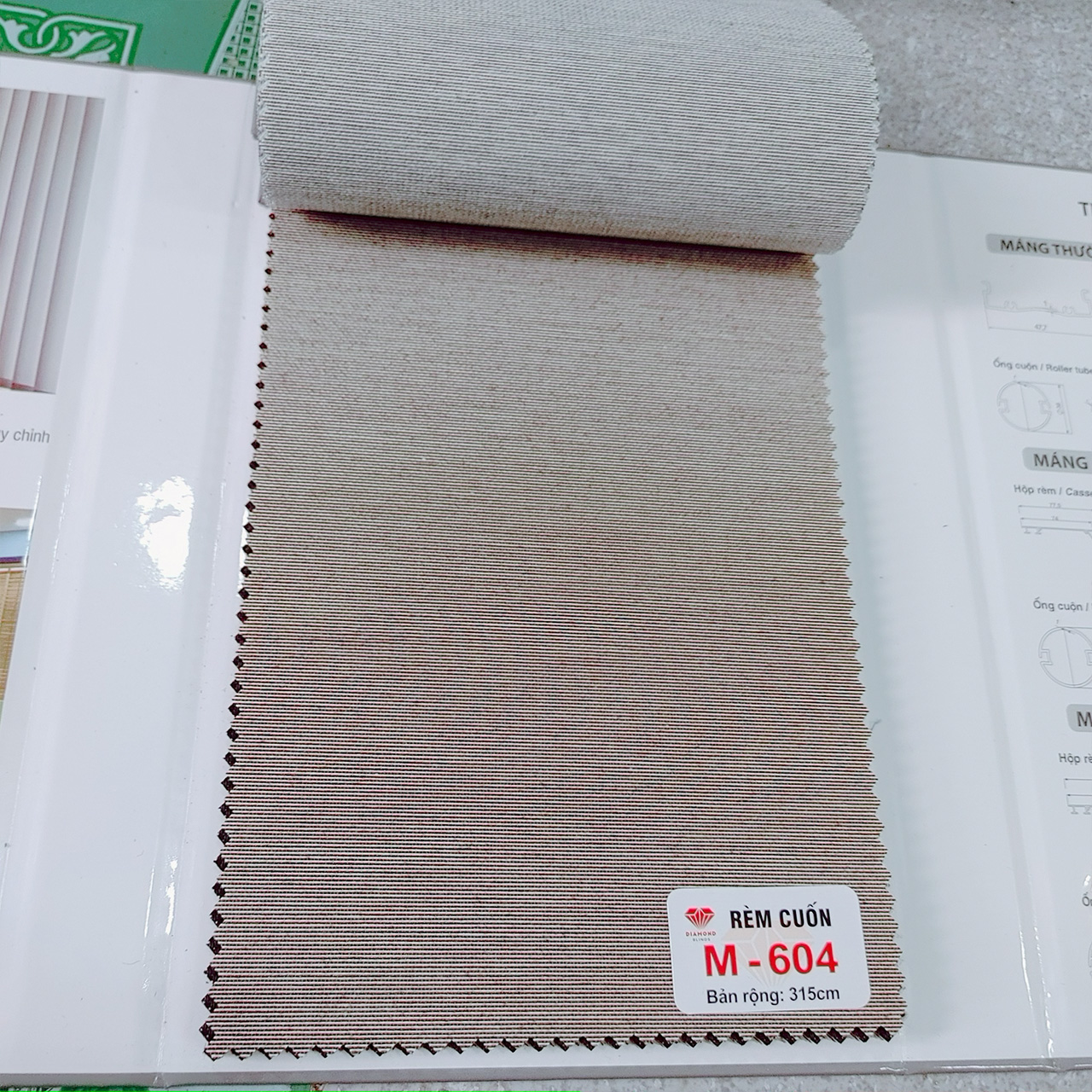 Rèm Cuốn Diamond Blinds | Cản Sáng 100% & Lưới 80% Cao Cấp Tại Long Thành, An Phước, Long Phước, Phước Thái, Bình An, Đại Phước, Nhơn Trạch, Phước An (Đồng Nai) 20 Rèm Cuốn Diamond Blinds | Cản Sáng 100% & Lưới 80% Cao Cấp Tại Long Thành, An Phước, Long Phước, Phước Thái, Bình An, Đại Phước, Nhơn Trạch, Phước An (Đồng Nai) - Ảnh 20