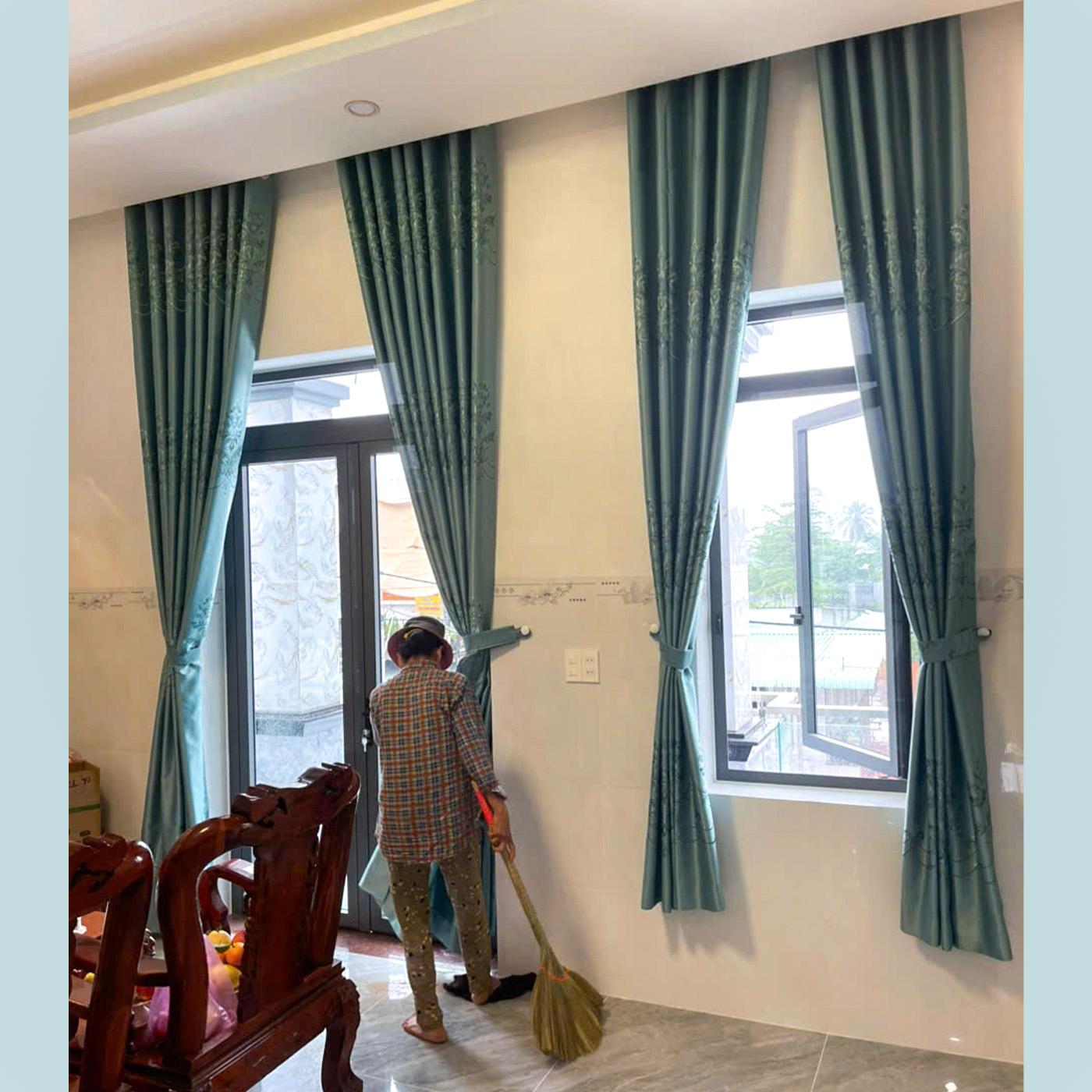 Rèm Cửa Nhơn Trạch 251119 - Vải Gấm Thêu 3 Lớp Cản Sáng 98% 3 Rèm Cửa Nhơn Trạch 251119 - Vải Gấm Thêu 3 Lớp Cản Sáng 98%