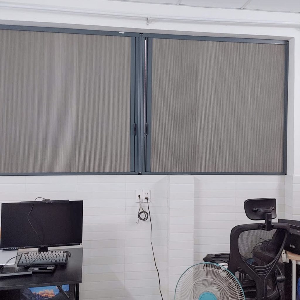 Thi Công Vách Ngăn Tổ Ong Ngăn Nhiệt Long Thành | Rèm Cửa Long Thành 14 vách ngăn tổ ong ngăn nhiệt Long Thành