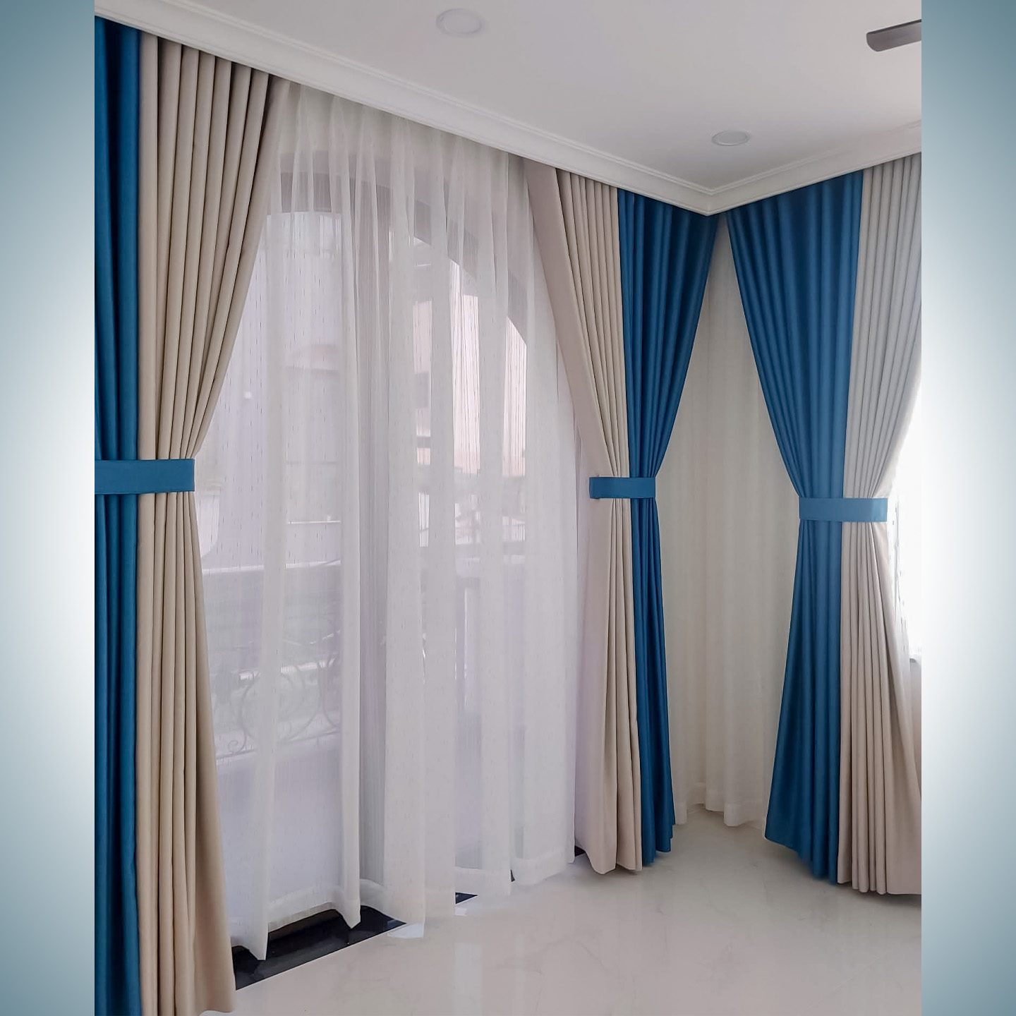 Thi Công Rèm Cửa Thông Tầng Phòng Khách Tại Nhơn Trạch Long Thành | Rèm Cửa ở Long Thành 13 Thi Công Rèm Cửa Thông Tầng Phòng Khách Tại Nhơn Trạch Long Thành | Rèm Cửa ở Long Thành - Ảnh 12