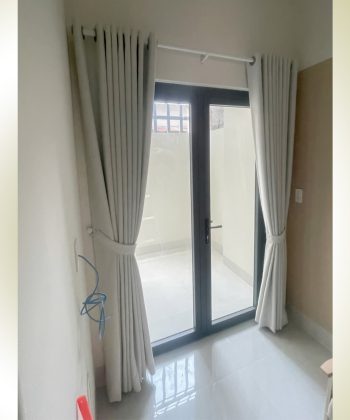 Lắp Đặt Rèm Cửa Long Thành Nhơn Trạch Đồng Nai | Uy Tín, Giá Rẻ | Rèm cửa Nhà Phố 999+ Model 10 rem vai cua ra vao