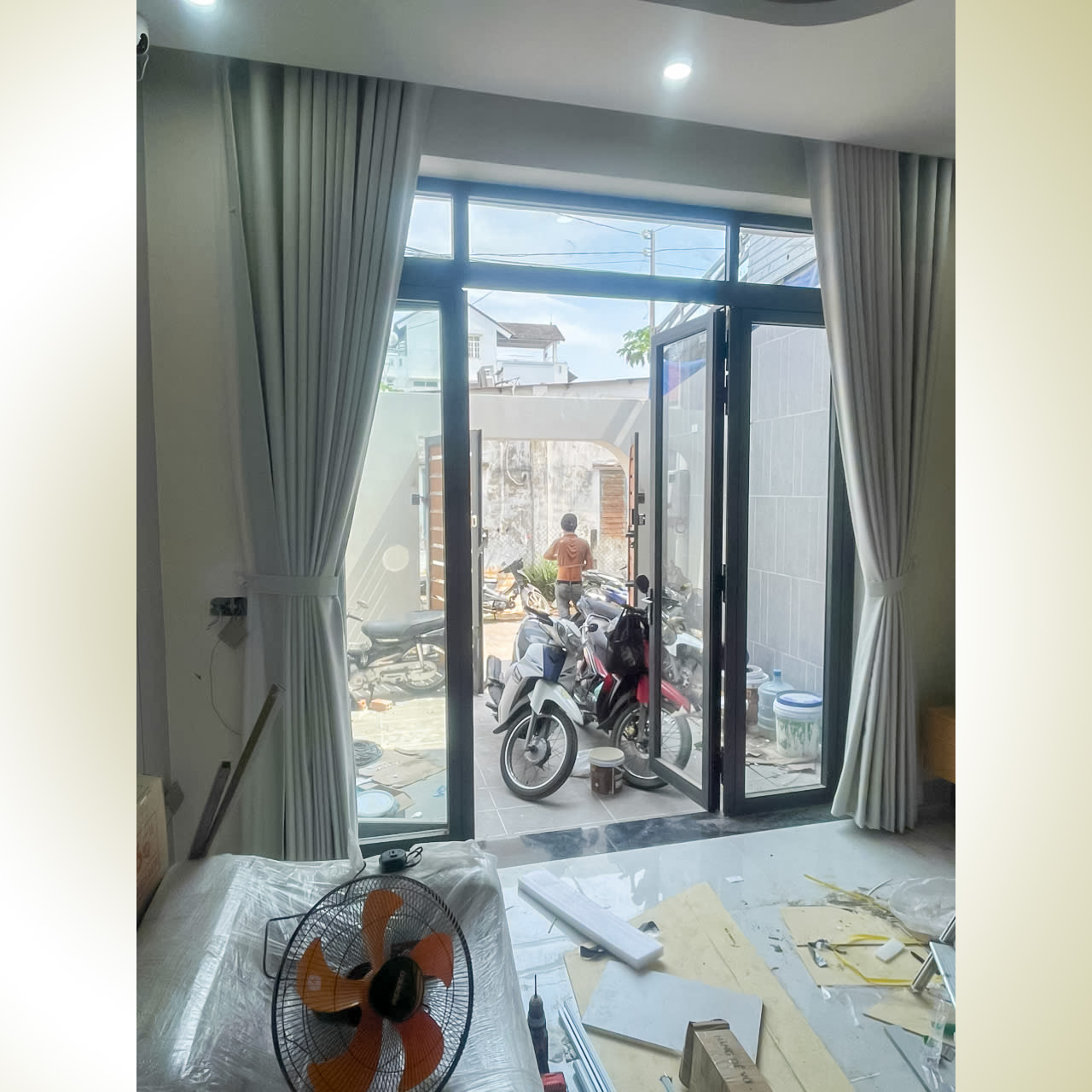 Lắp Đặt Rèm Cửa Long Thành Nhơn Trạch Đồng Nai | Uy Tín, Giá Rẻ | Rèm cửa Nhà Phố 999+ Model 3 Lắp Đặt Rèm Cửa Long Thành Nhơn Trạch Đồng Nai | Uy Tín, Giá Rẻ | Rèm cửa Nhà Phố 999+ Model - Ảnh 2