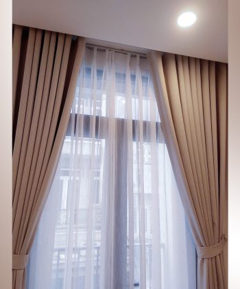rem cua 2 lop am tran dinh vi rem cua phong ngu 13